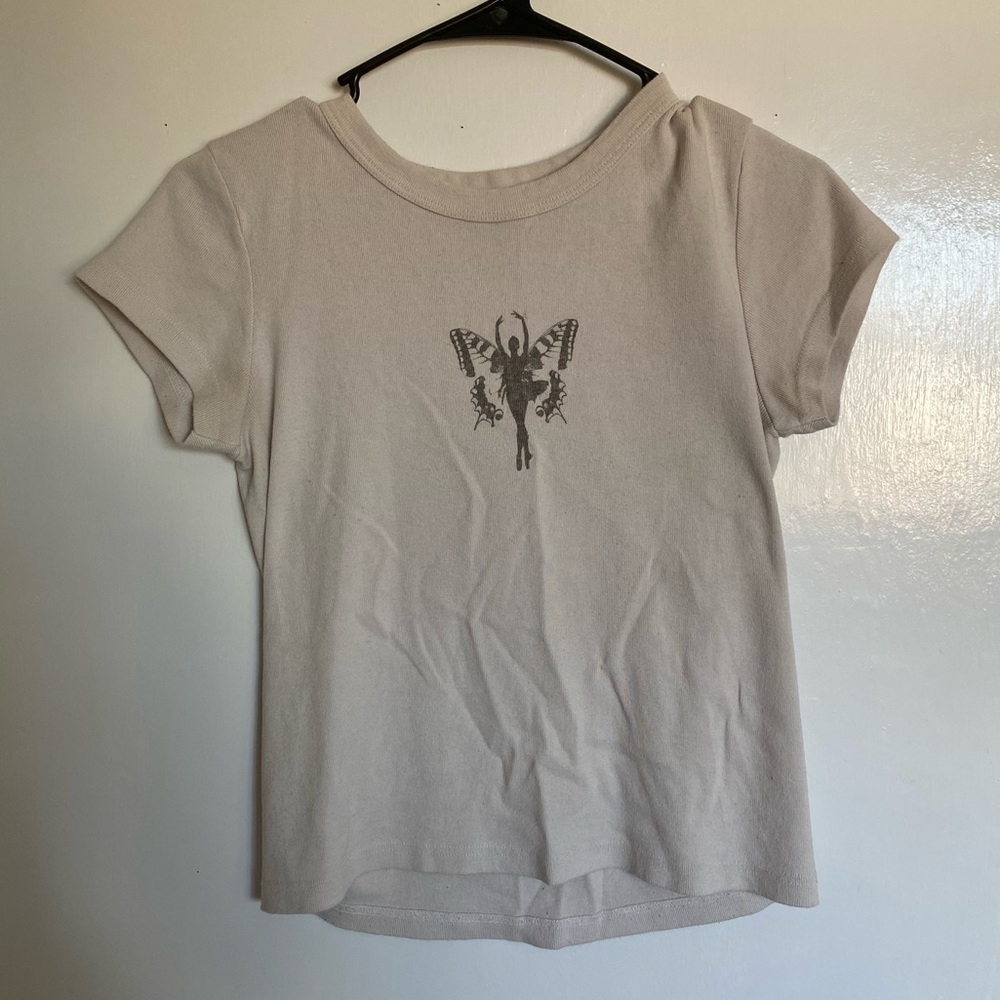 Brandy Melville Baby Tee